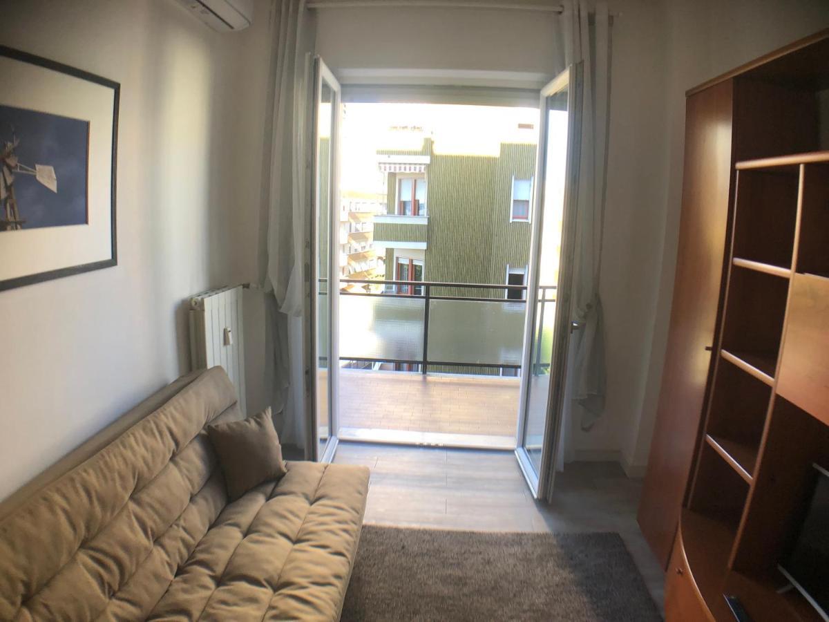 Cozyco Apartment Corsico Bagian luar foto